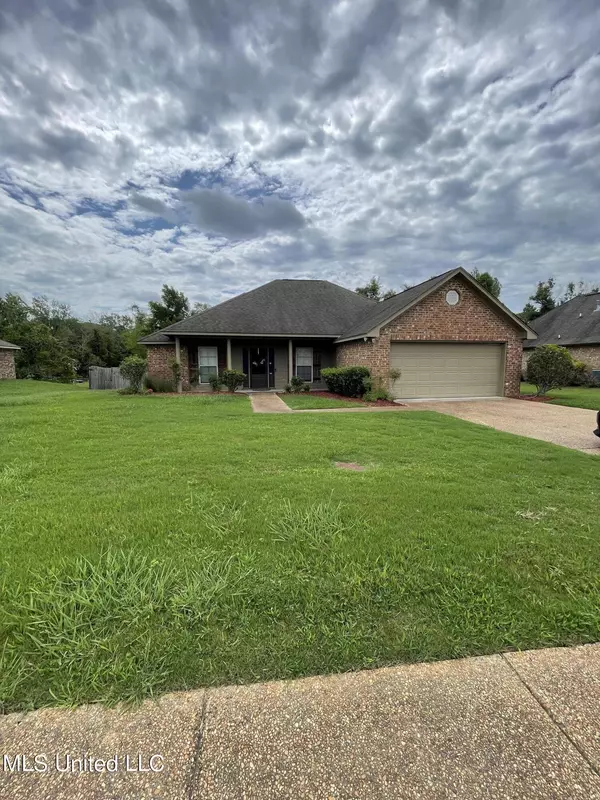 117 Belle Chasse Drive, Byram, MS 39272