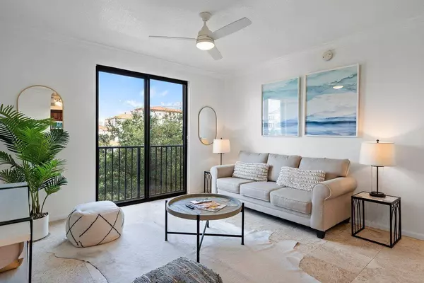 580 S Sapodilla AVE 302, West Palm Beach, FL 33401