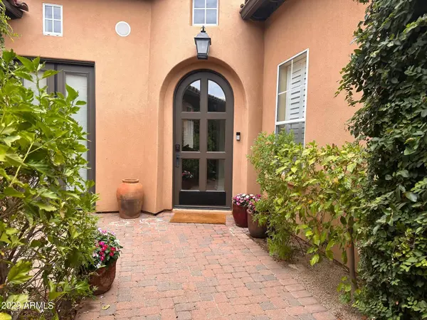 8882 E RUSTY SPUR Place, Scottsdale, AZ 85255