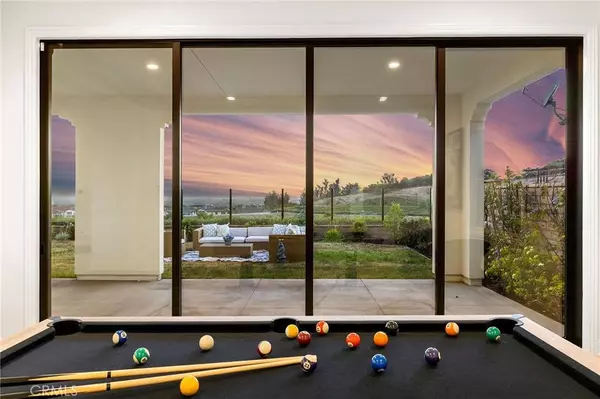 106 Fountain Frk, Irvine, CA 92602