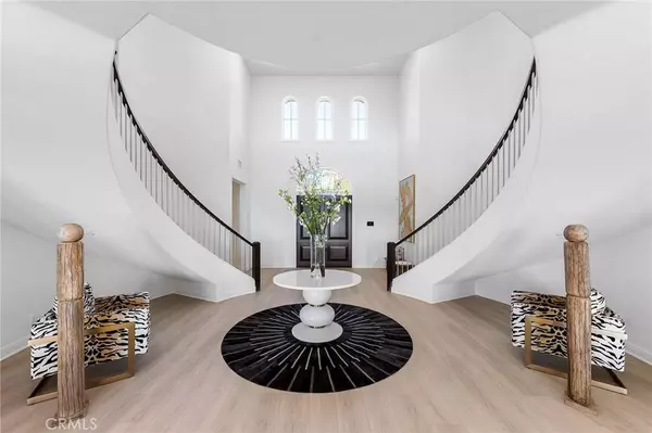 106 Fountain Frk, Irvine, CA 92602