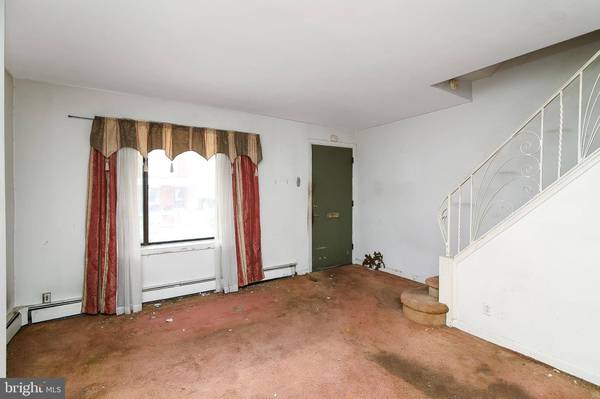 5523 ANGORA TER, Philadelphia, PA 19143