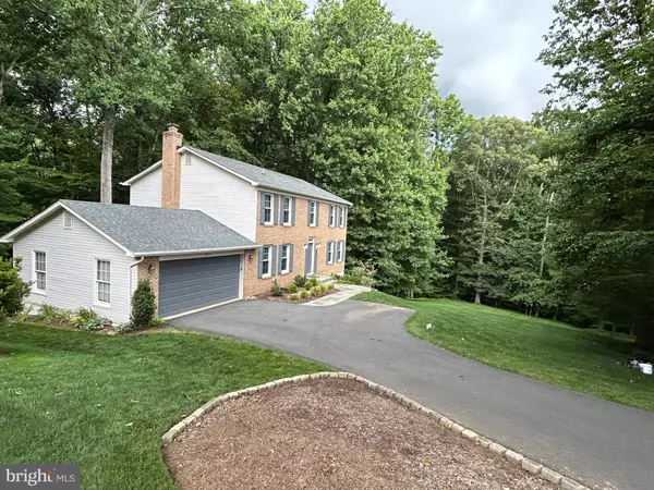 6004 STATION VIEW CT, Fairfax Station, VA 22039