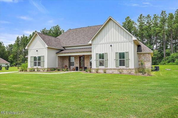 166 Fallen Oak Drive, Brandon, MS 39047