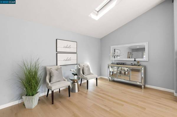 2139 Sarah Dr, Pinole, CA 94564