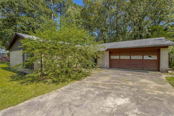 5301 Dickens Lane, Little Rock, AR 72209-4912