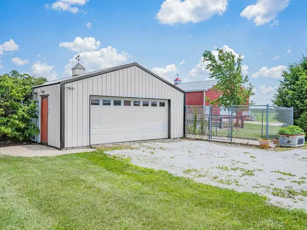 25509 S Chicago Road, Elwood, IL 60421