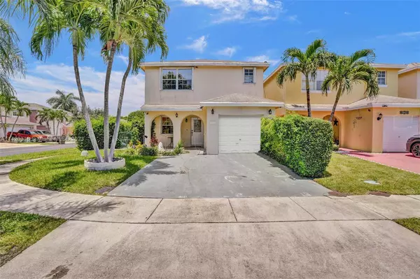 4161 Eastridge Cir, Deerfield Beach, FL 33064