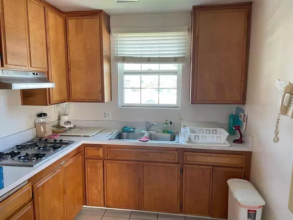 835 Elkelton BLVD, Spring Valley, CA 91977