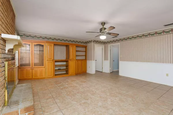 206 Poplar LOOP, Petal, MS 39465