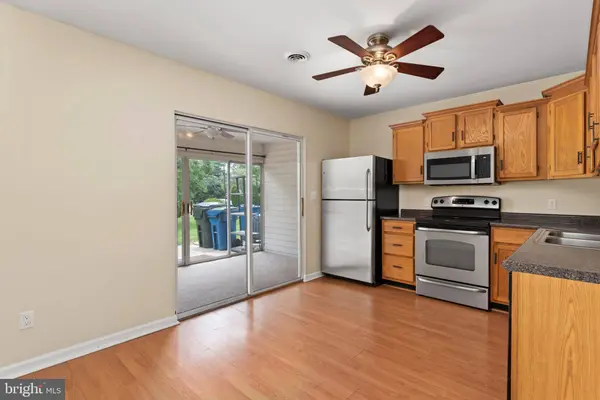 7 SOUTHPOINT DR, Mechanicsburg, PA 17055