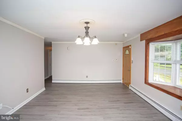 333 WILDROSE ST, Browns Mills, NJ 08015