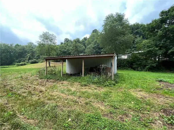 1240 Jollytown Road, New Freeport, PA 15352