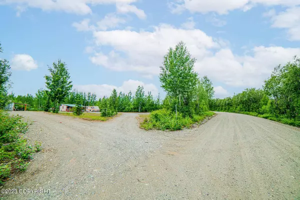 15706 W Wiggler ST, Houston, AK 99623