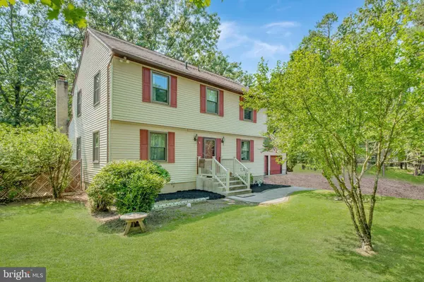 16 MILL CHASE RD, Southampton, NJ 08088