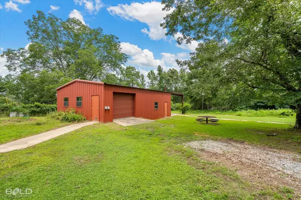 514 Carroll Creek Road, Coushatta, LA 71019