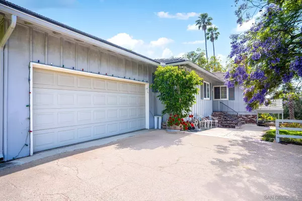 1455 Los Amigos, Fallbrook, CA 92028