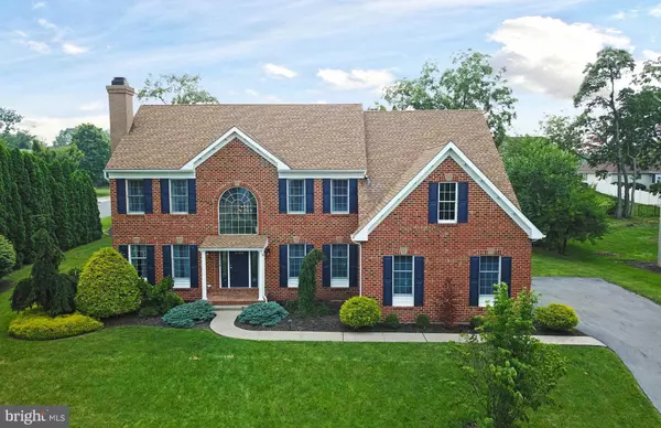 4403 LORAINE LN, Bethlehem, PA 18017