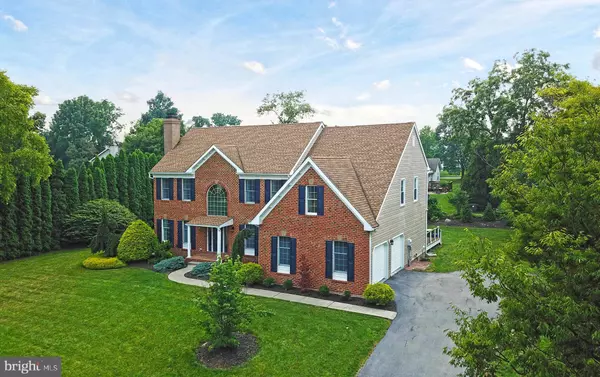 4403 LORAINE LN, Bethlehem, PA 18017