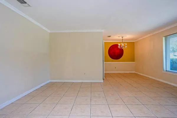 1608 Heather Glen Drive, Dallas, TX 75232