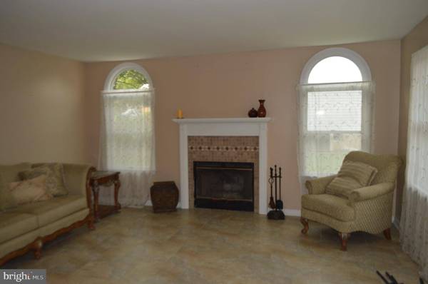 2348 DONNA LN, Pottstown, PA 19464