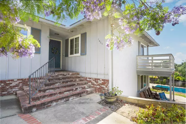 1455 Los Amigos, Fallbrook, CA 92028