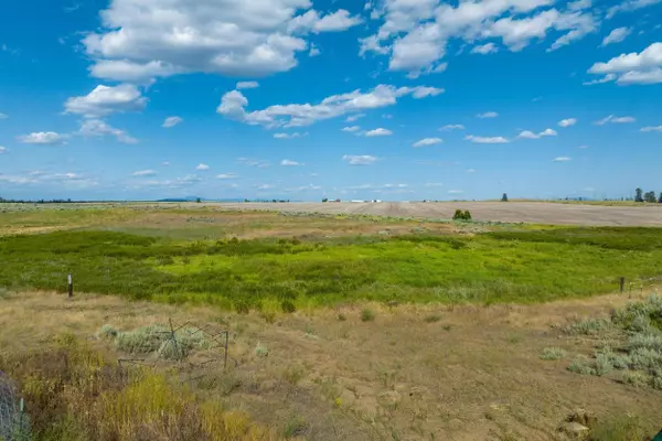 9110 N Rodenbough Ln, Spokane, WA 99224