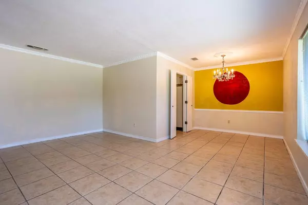 1608 Heather Glen Drive, Dallas, TX 75232