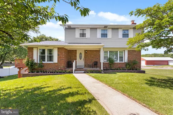 204 N MAIN ST, Mullica Hill, NJ 08062