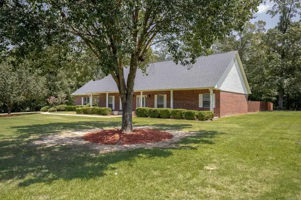 305 Terry Pond Cove, White Hall, AR 71602