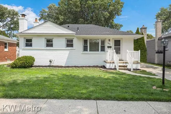 4416 ELMHURST Avenue, Royal Oak, MI 48073