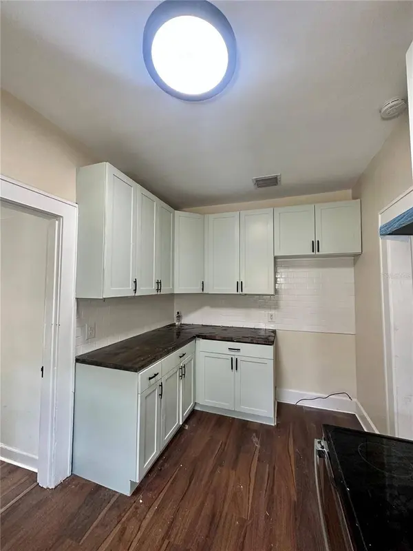 1145 35TH AVE N, St Petersburg, FL 33704