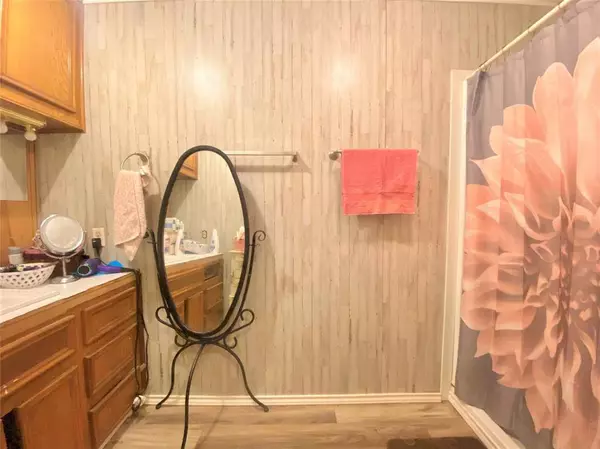 245 Indian SHR, Livingston, TX 77351