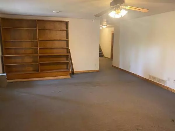 61848 Cloverdale RD, Askov, MN 55704