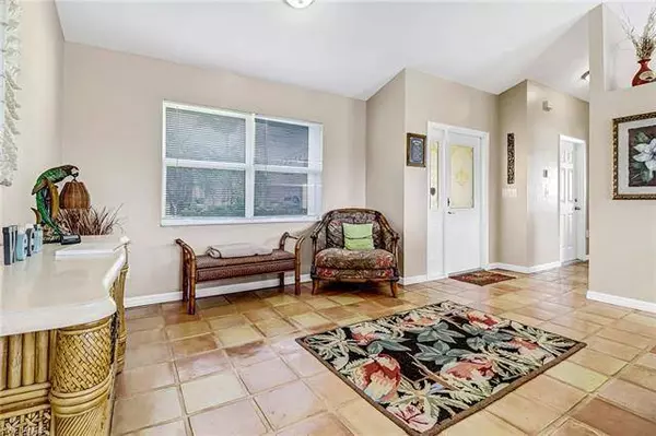 115 SW 12th TER, Cape Coral, FL 33991