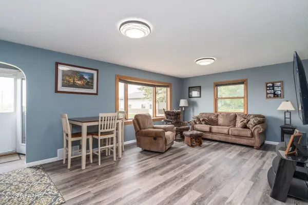 16033 5TH Street SE, Hillsboro, ND 58045