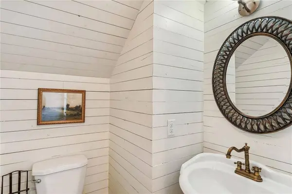 301 MAPLE RIDGE DR, Metairie, LA 70001