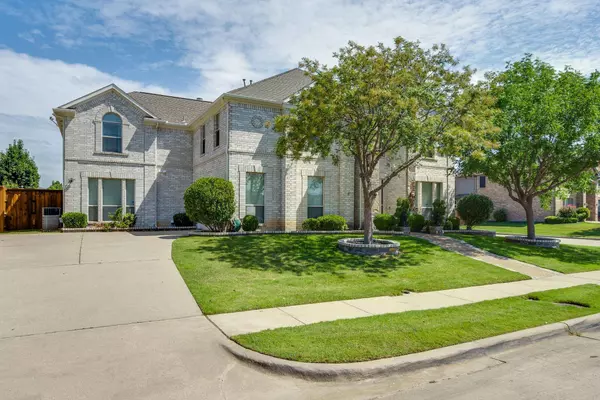 1200 Apache Lake Drive, Carrollton, TX 75010