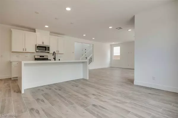 6861 Desert Finch Street, North Las Vegas, NV 89084