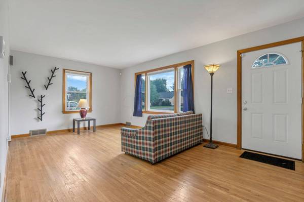 944 Karl Street, Columbus, OH 43227