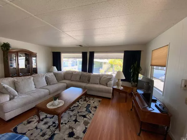 488 Colonial Park DR, Santa Rosa, CA 95403