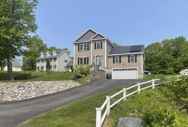 3 Hannahs Way, Charlton, MA 01507