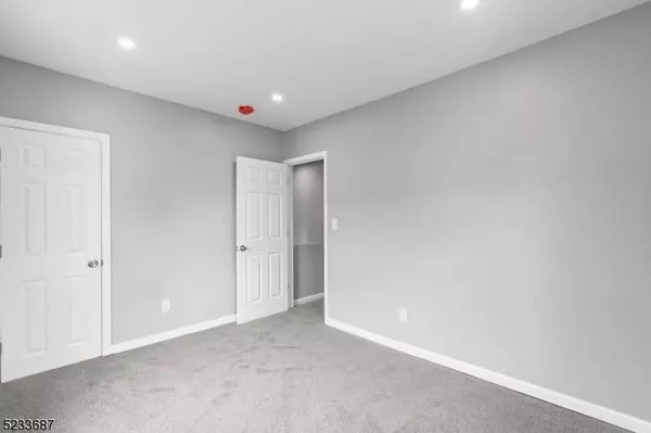 209 Lewis St, Phillipsburg Town, NJ 08865