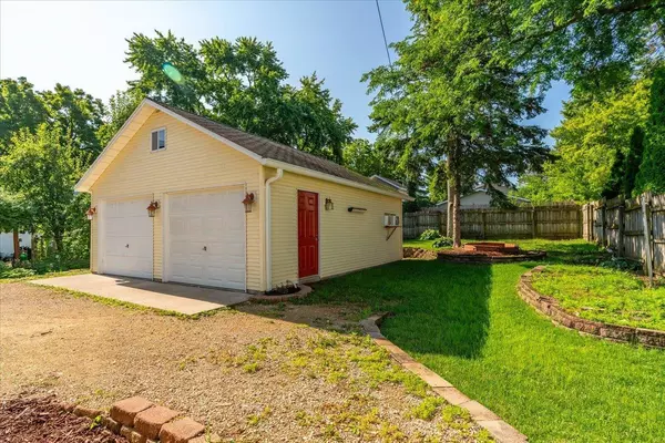 116 Washington Street, Oregon, WI 53575