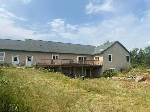 61848 Cloverdale RD, Askov, MN 55704