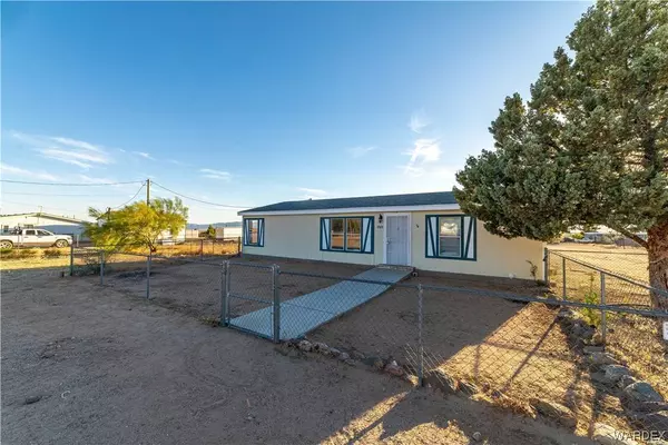 3329 N Heber RD, Golden Valley, AZ 86413