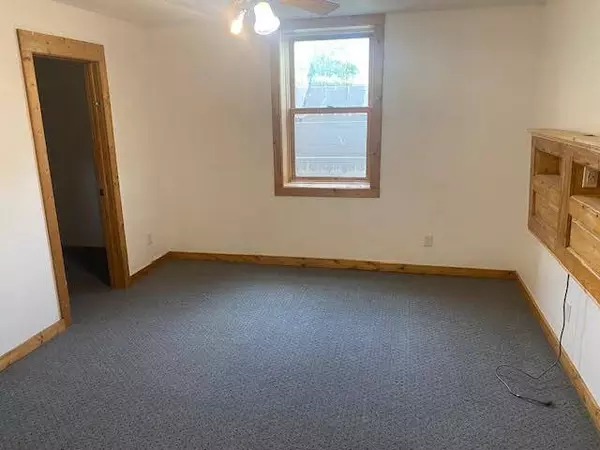 61848 Cloverdale RD, Askov, MN 55704