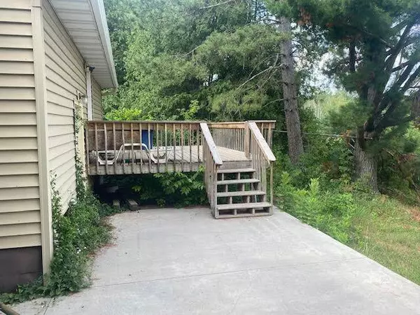 61756 Cloverdale RD, Askov, MN 55704