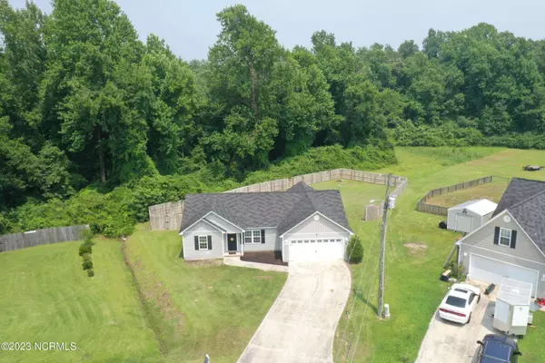 133 Woodbury Farm Drive, Jacksonville, NC 28540