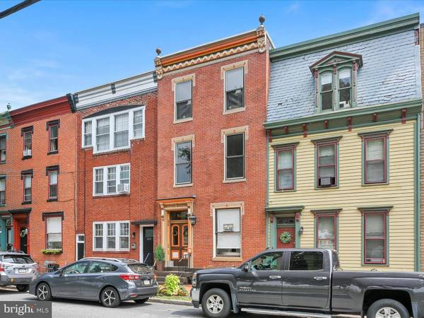 591 S FRONT ST, Harrisburg, PA 17104